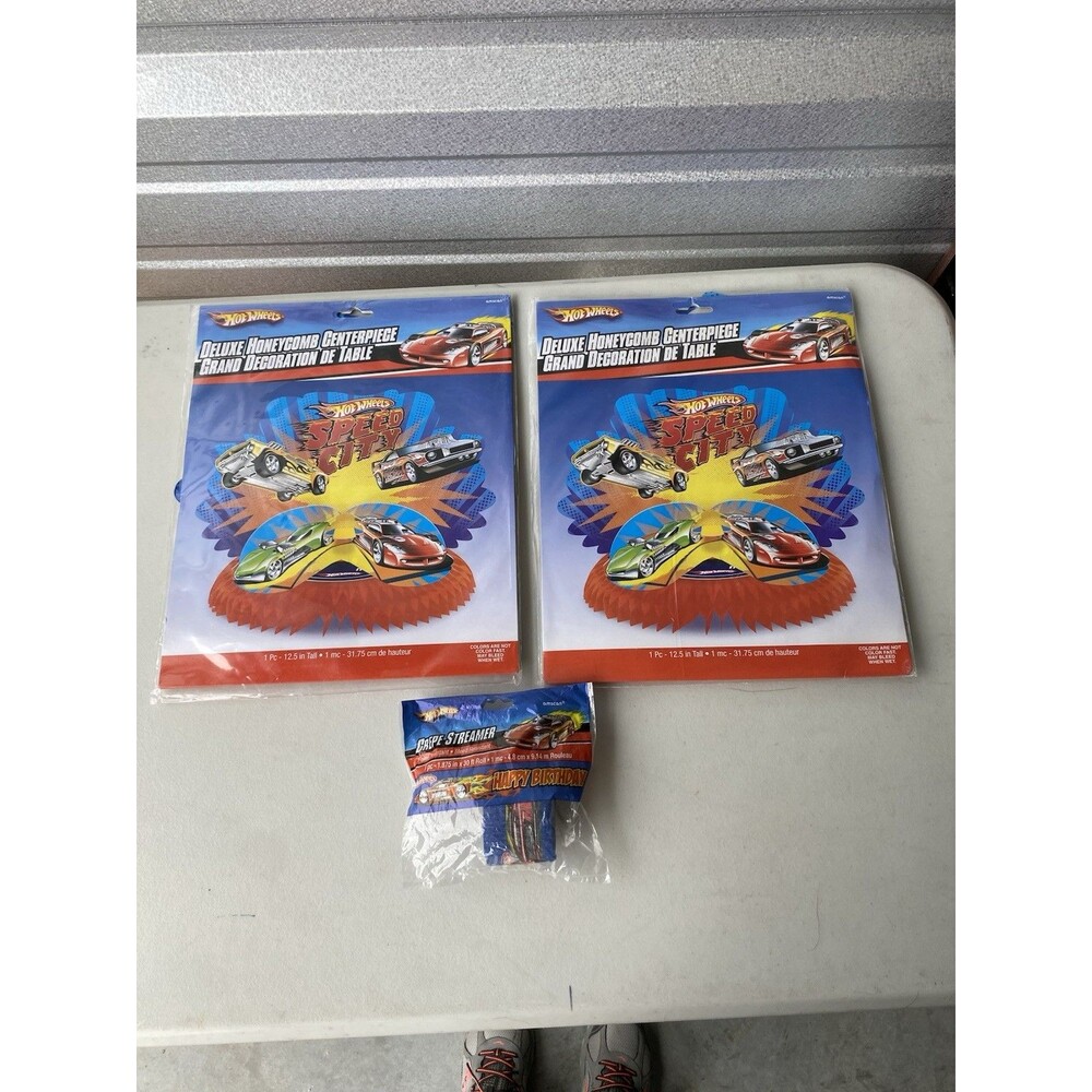 Hot wheels speed city Birthday Party Lot Amscan 2009 Centerpiece Streamer